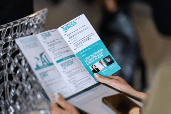 Programma Architecture Insights Forum: percorsi tematici clima, economia, psicologia, innovazione