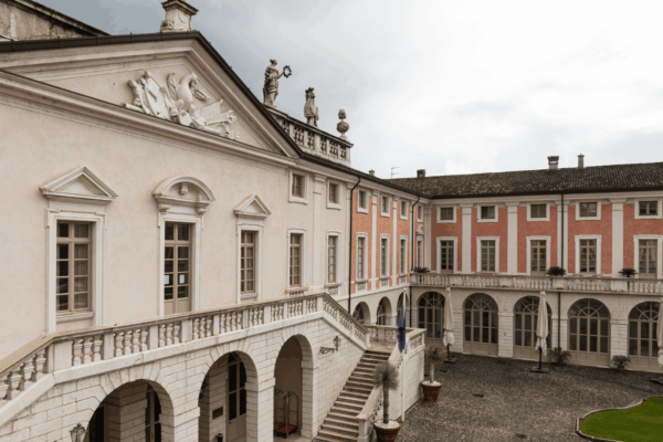 Villa Fenaroli Brescia location storica